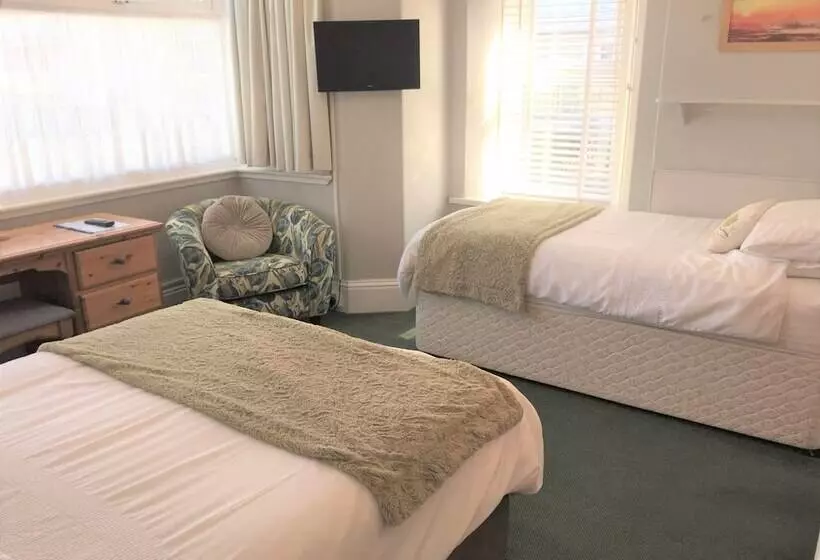 Bed and Breakfast Summer Breeze