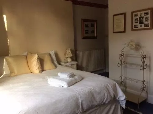 住宿加早餐  Taylard House