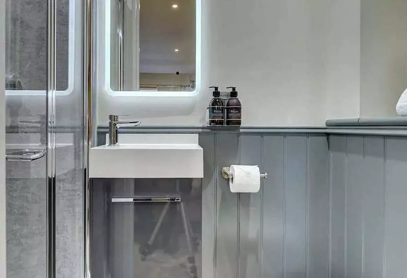 ベッドアンドブレックファースト The Bridge House Henley