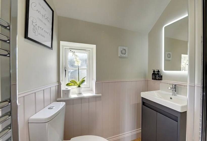 ベッドアンドブレックファースト The Bridge House Henley