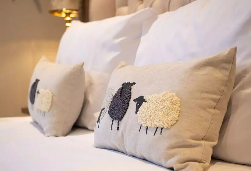 ベッドアンドブレックファースト The Bridge House Henley