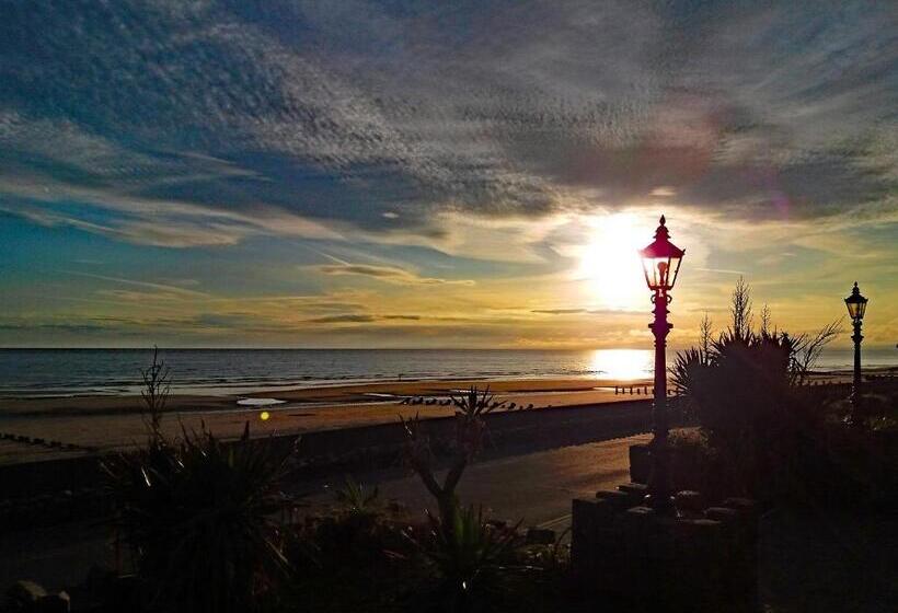 Bryn Melyn Apartments