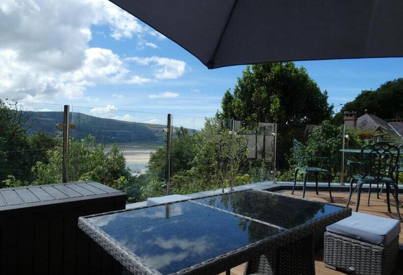 Bryn Melyn Apartments