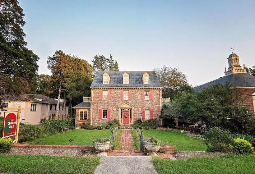 Cedars Of Williamsburg Bed & Breakfast