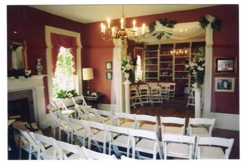 Hall Place Bed And Breakfast