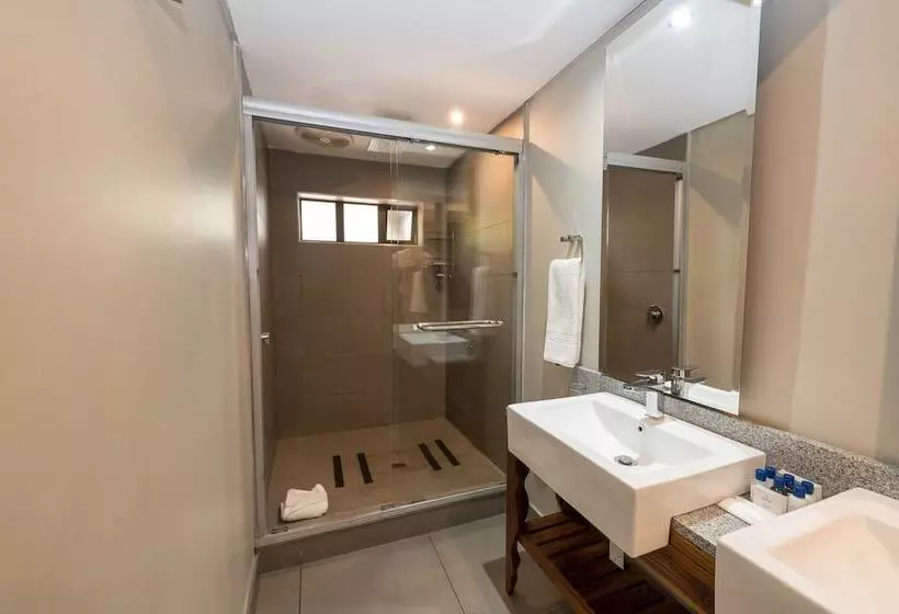 Отель Anew Resort Hunters Rest Rustenburg