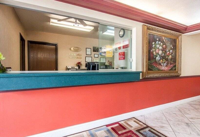 בית מלון כפרי Econo Lodge