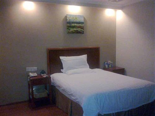 ホテル Greentree Inn Jiangsu Nan Tong Haian Bus Station Express