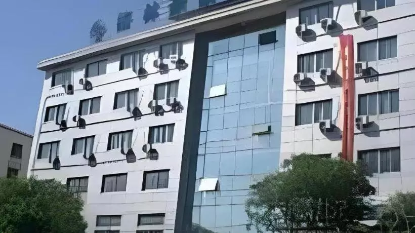 酒店 Greentree Inn Yizheng Zhenzhou East Road