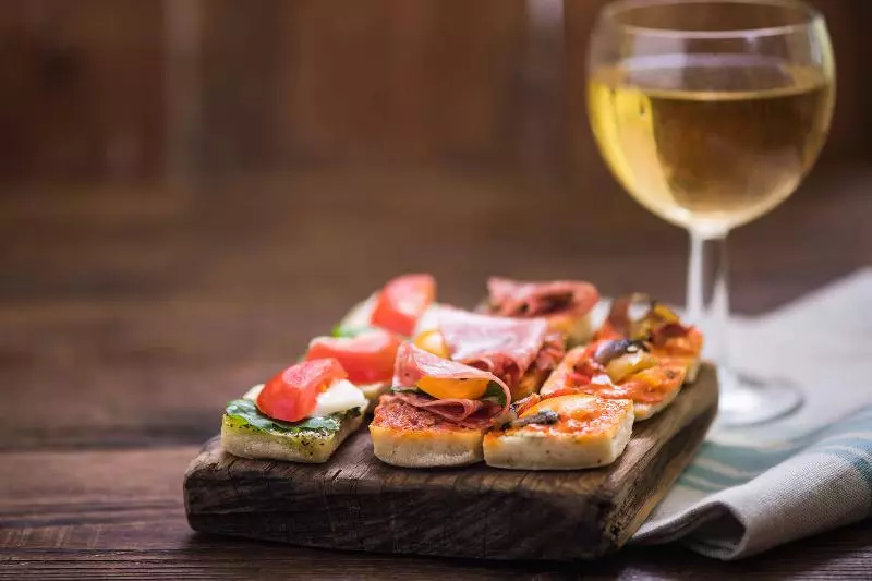 Otel Hodges Bay Resort & Spa