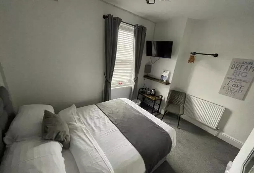 ホテル Lee & Chris S Belvedere  Adults Only