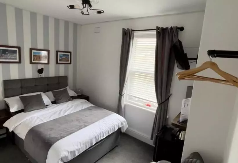 ホテル Lee & Chris S Belvedere  Adults Only