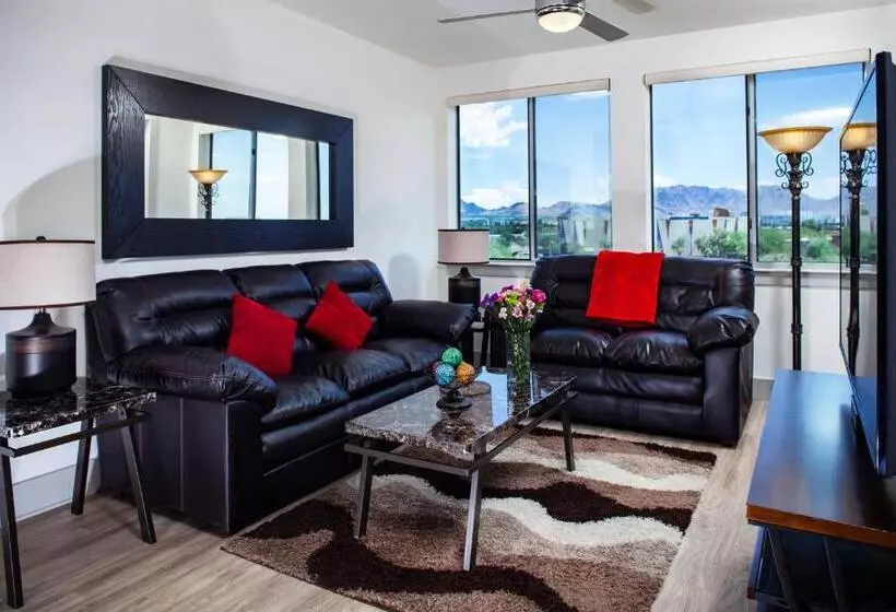 Hotelli Luxury Condos By Meridian Condoresorts  Scottsdale