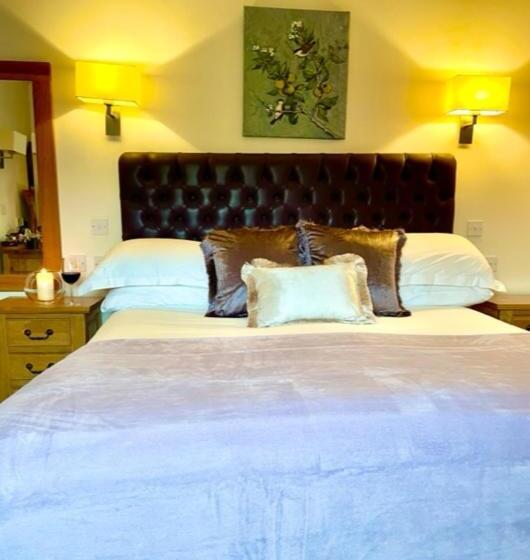 فندق Oak Tree Inn