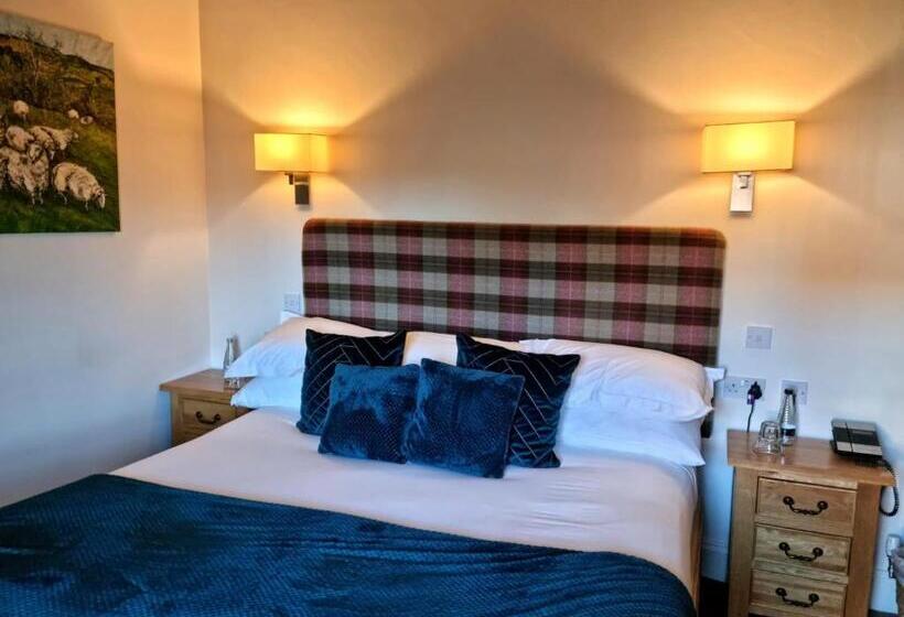 فندق Oak Tree Inn