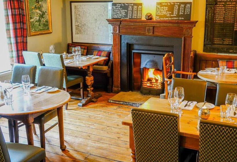 فندق Oak Tree Inn