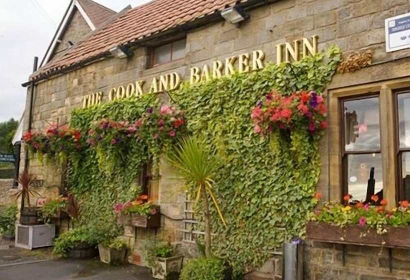 Hotel The Cook And Barker Inn