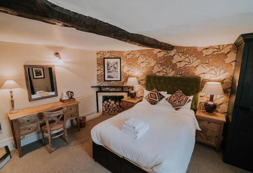 فندق The Falkland Arms