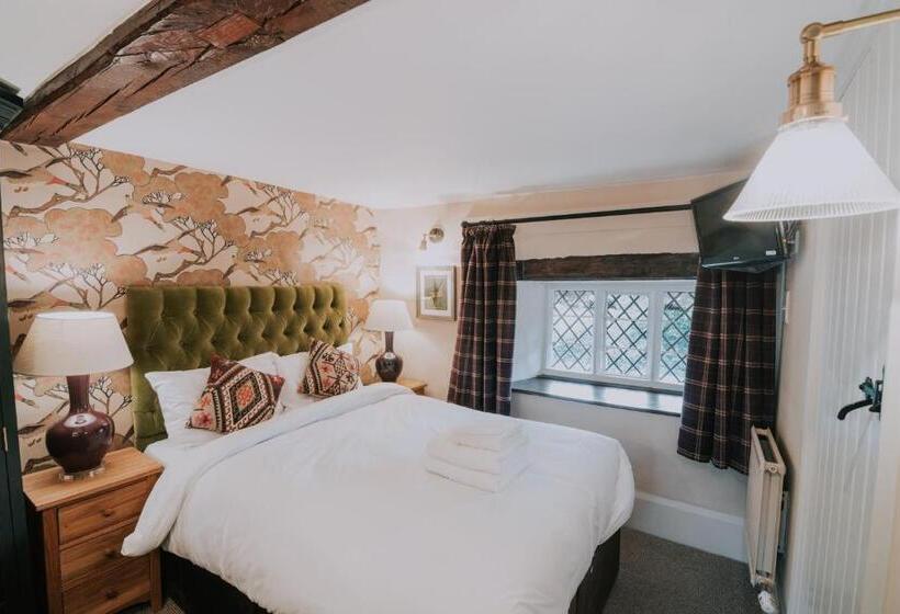 فندق The Falkland Arms