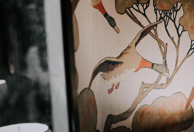 فندق The Falkland Arms