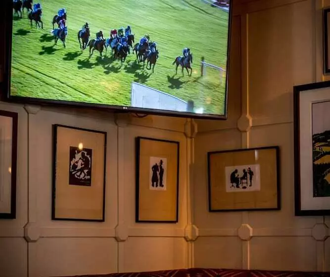 호텔 The Queen S Arms