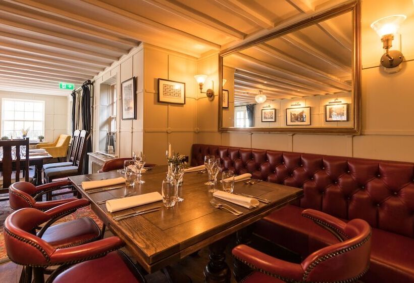 فندق The Queen S Arms