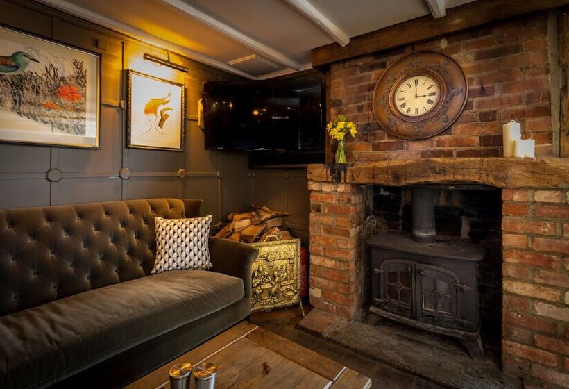 فندق The Queen S Arms