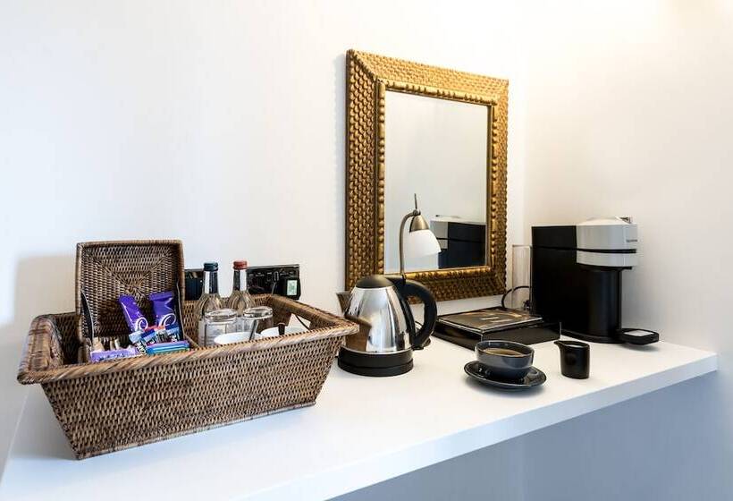 فندق The Queen S Arms