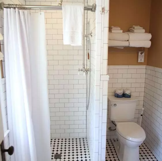 Hoyt House Luxury Bed & Breakfast