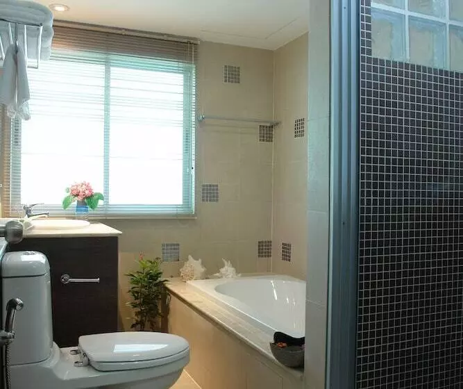 Nara Suite Residence Bangkok