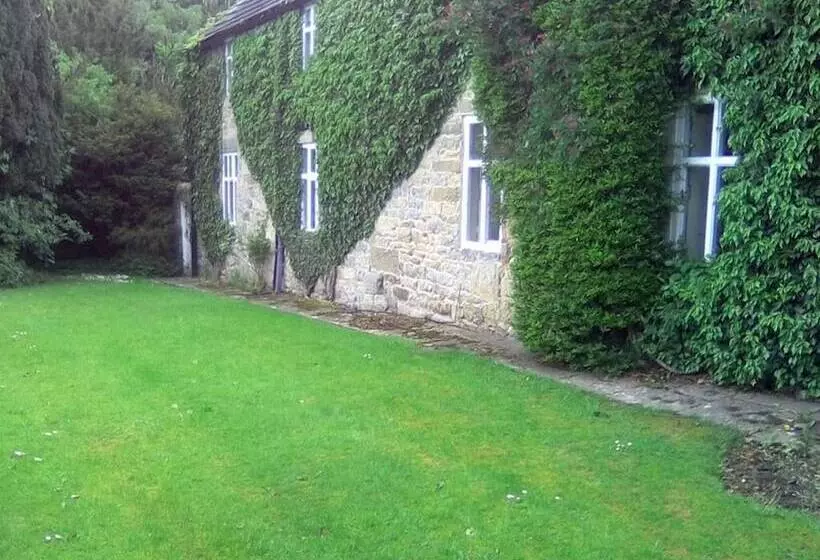 Majatalo Newburgh House Bed & Breakfast