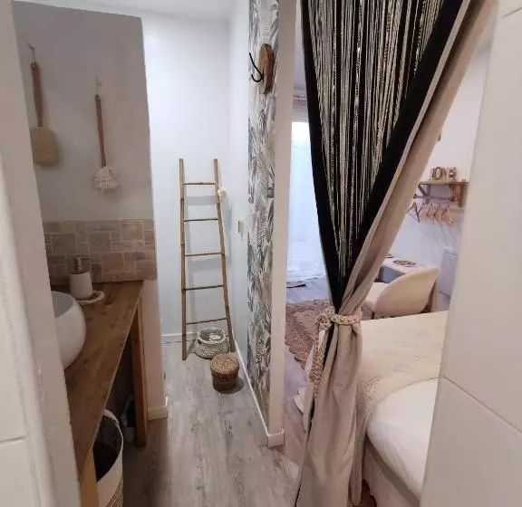 Aamiaismajoitus (B&B) Au Poème Du Chêne, Logement Indépendant, Intimité, Arrivée Autonome