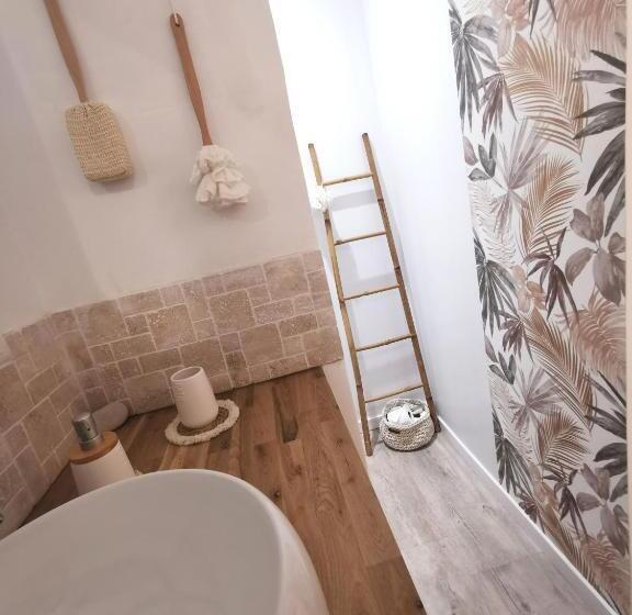 Bed and Breakfast Au Poème Du Chêne, Logement Indépendant, Intimité, Arrivée Autonome