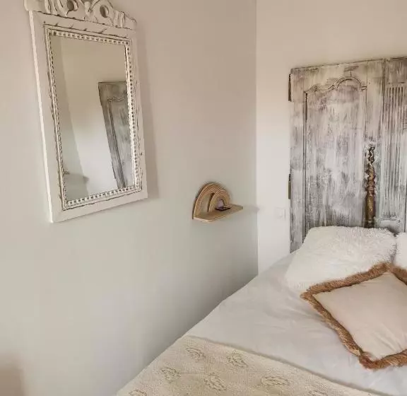 Aamiaismajoitus (B&B) Au Poème Du Chêne, Logement Indépendant, Intimité, Arrivée Autonome