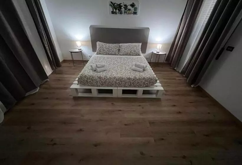 تختخواب و صبحانه Villa Come A Casa Tua