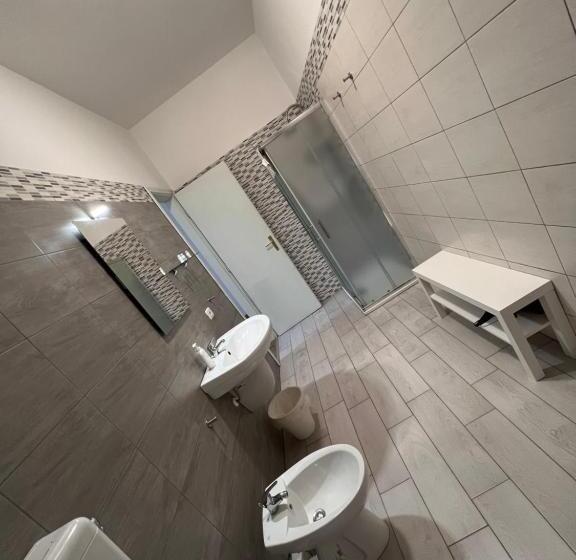 تختخواب و صبحانه Villa Come A Casa Tua