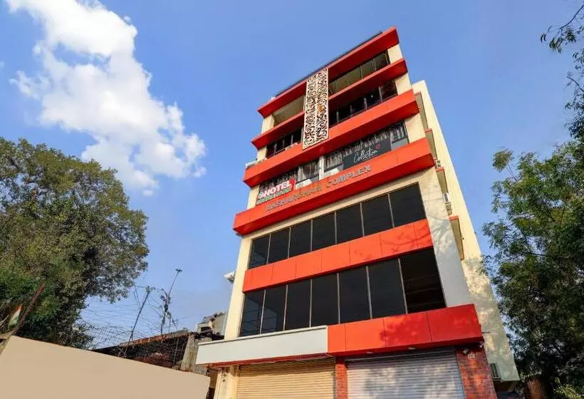 Fabhotel Green Park