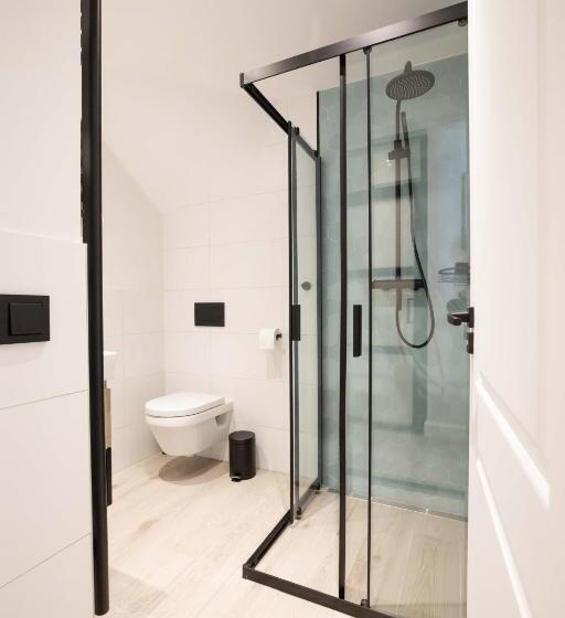 Four Star Apartments   Badhuisstraat 6