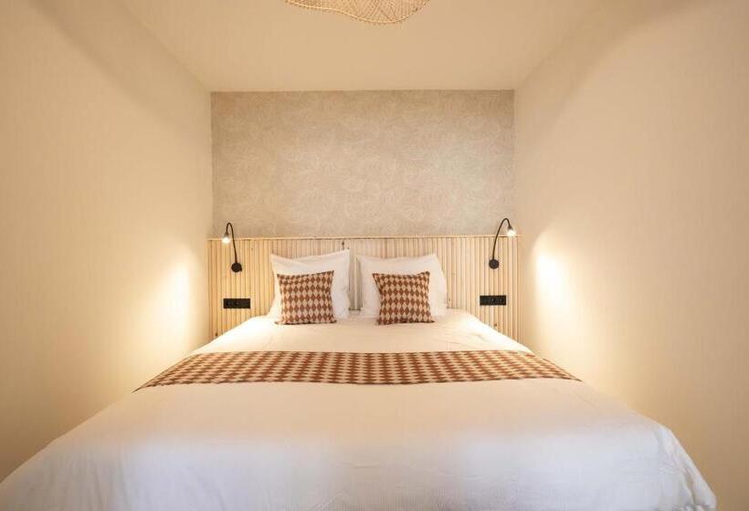 Four Star Apartments   Badhuisstraat 6