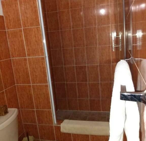 G S Nest Bed And Breakfast