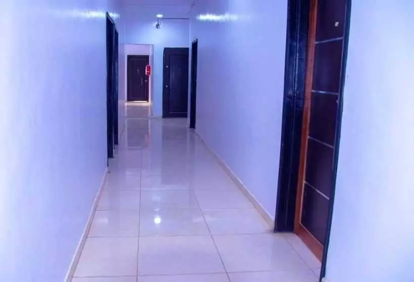 Blumerrit Hotel & Suites