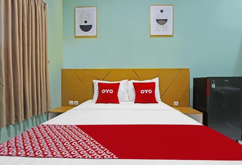 Отель Capital O 92105 A Shanti Inn