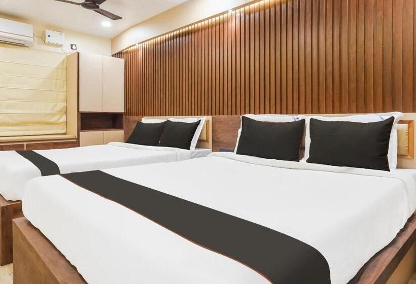 Hotel Super Collection O Keys Elite