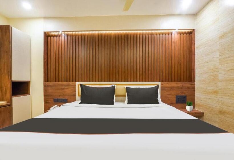 Hotel Super Collection O Keys Elite