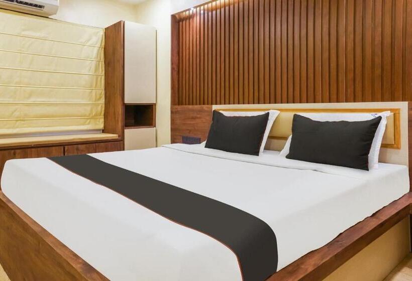 Hotel Super Collection O Keys Elite