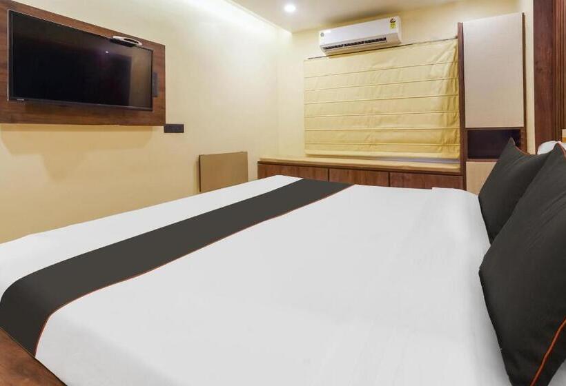 Hotel Super Collection O Keys Elite