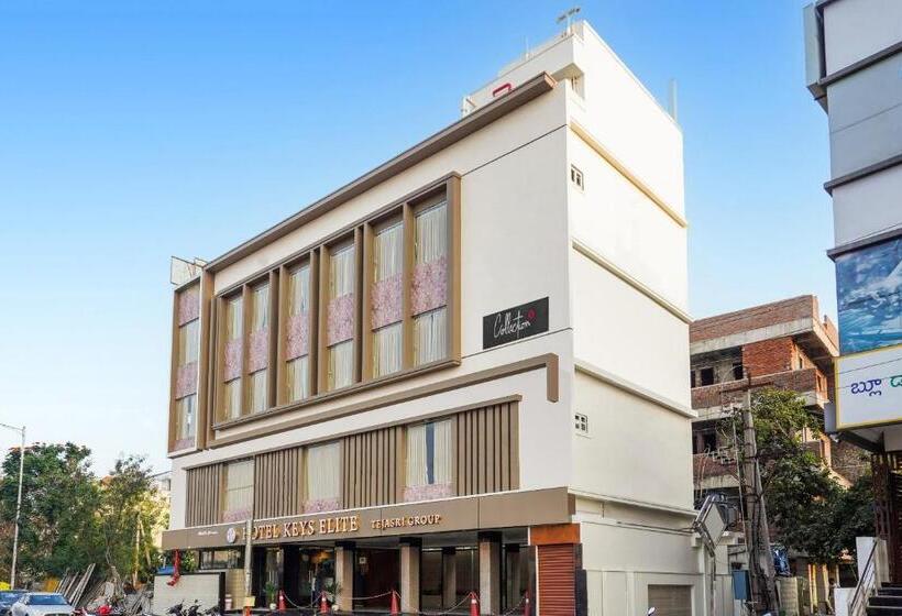 Hotel Super Collection O Keys Elite