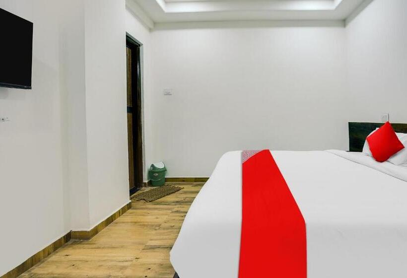 هتل O White Villa