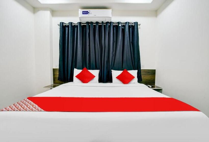 هتل O White Villa