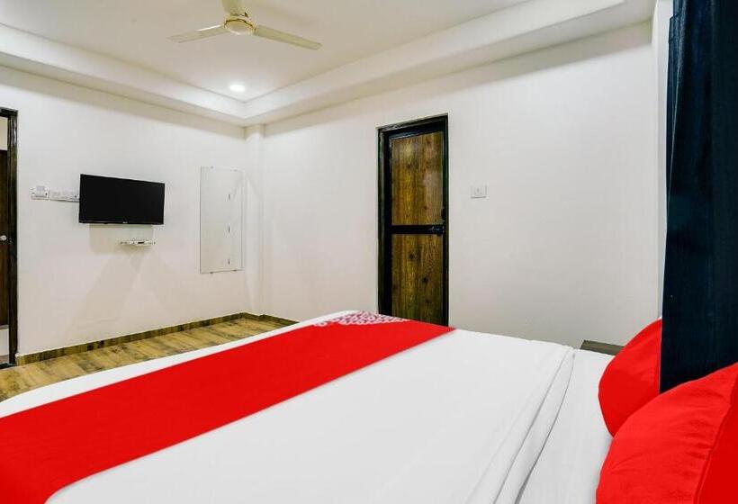 هتل O White Villa